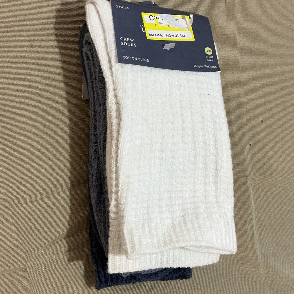 Universal Thread White and Black Crew Socks